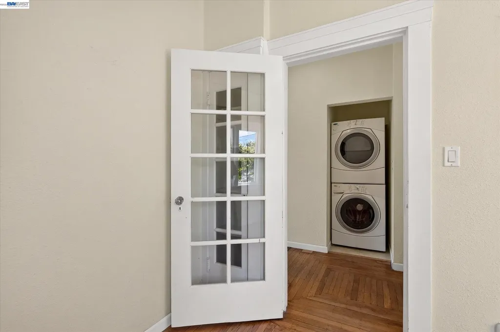 753 Warfield Avenue Oakland CA 94610