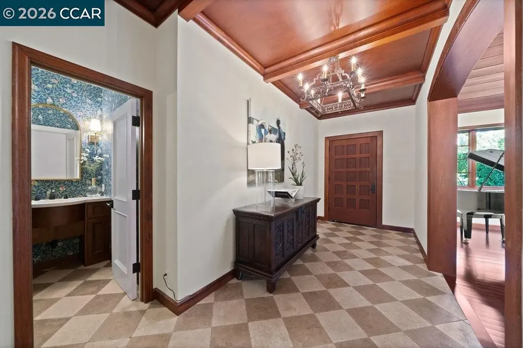 1924 Alameda Diablo Diablo CA 94528