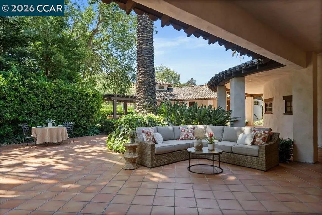 1924 Alameda Diablo Diablo CA 94528