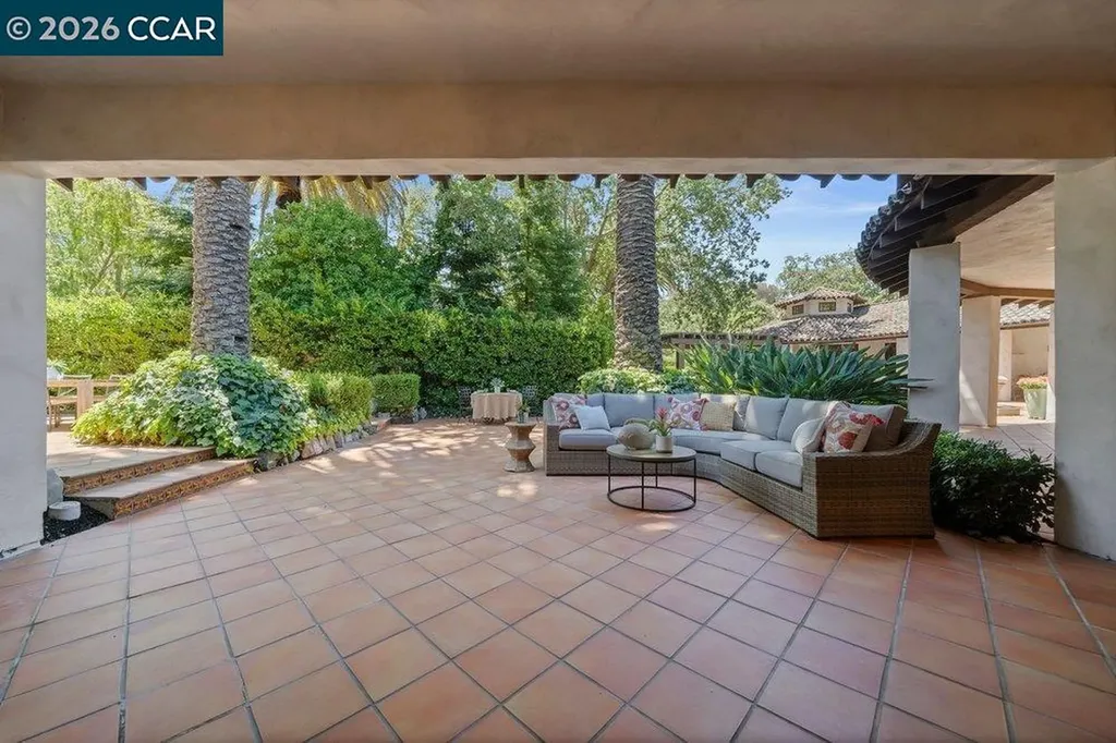 1924 Alameda Diablo Diablo CA 94528