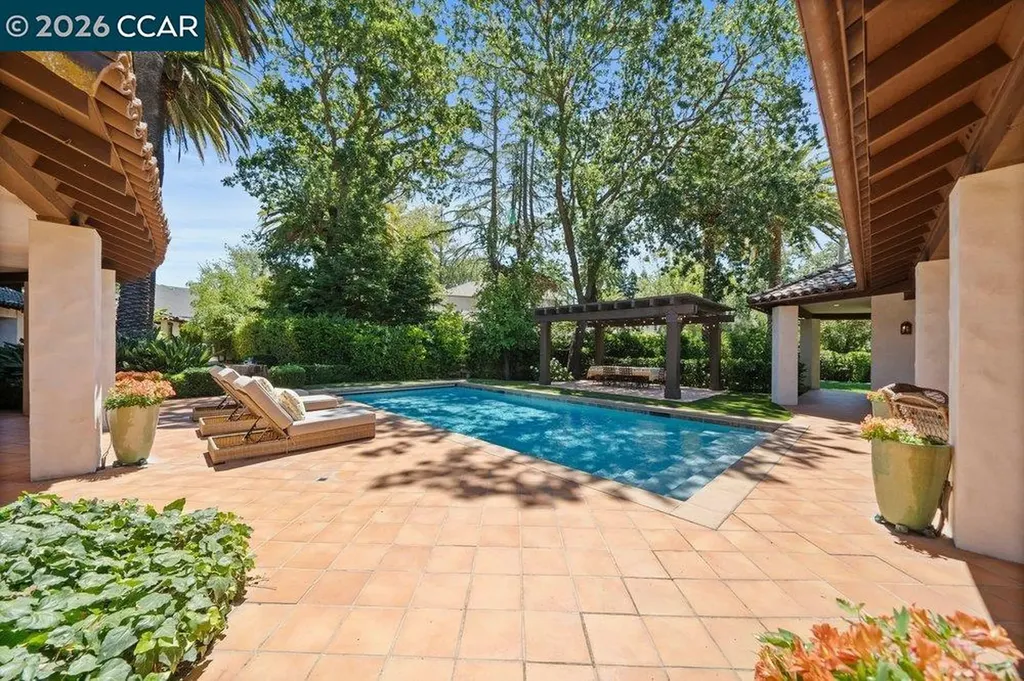 1924 Alameda Diablo Diablo CA 94528