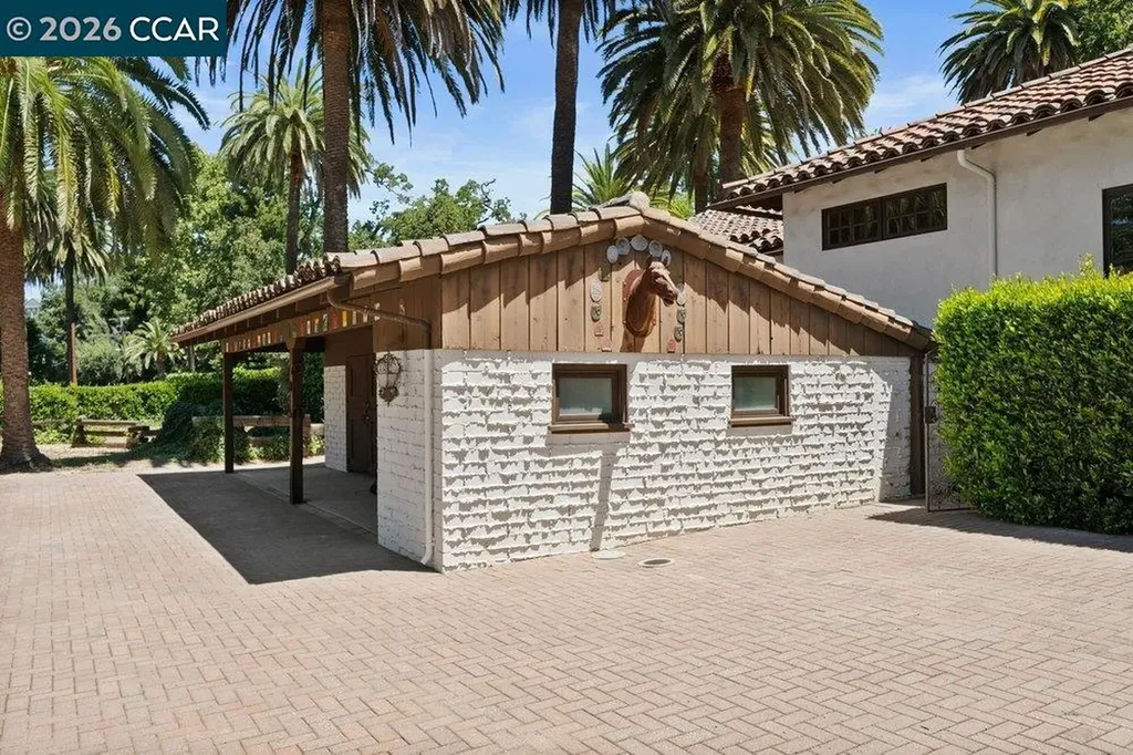 1924 Alameda Diablo Diablo CA 94528