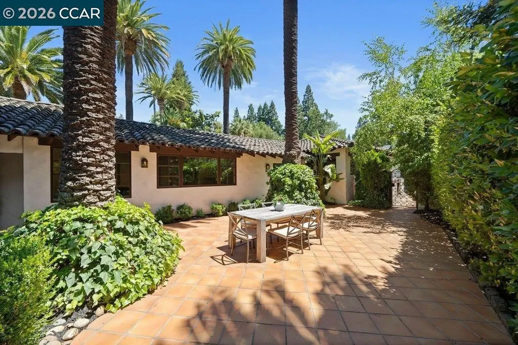 1924 Alameda Diablo Diablo CA 94528