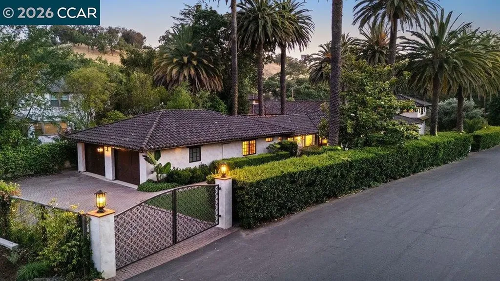 1924 Alameda Diablo Diablo CA 94528