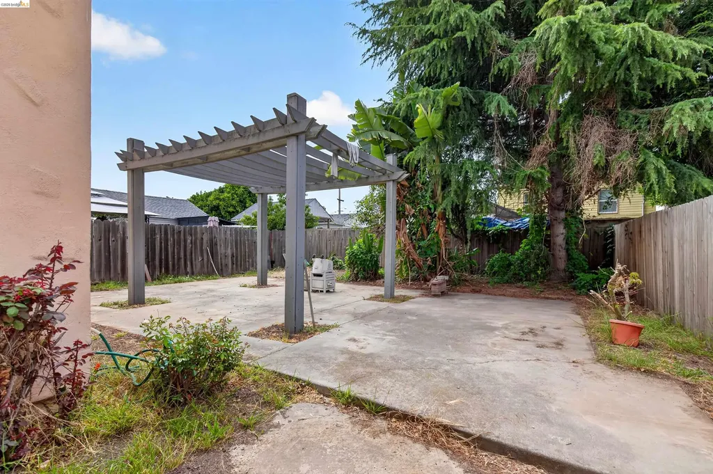 1814 105th Avenue Oakland CA 94603