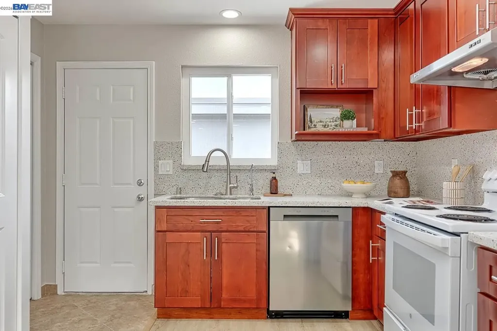 4556 Reyes Drive Union City CA 94587
