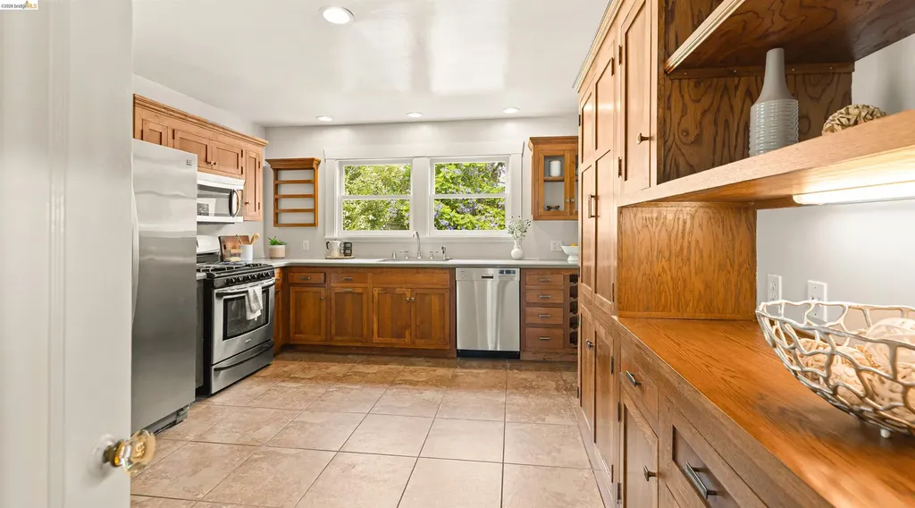 1009 Key Route Boulevard Albany CA 94706