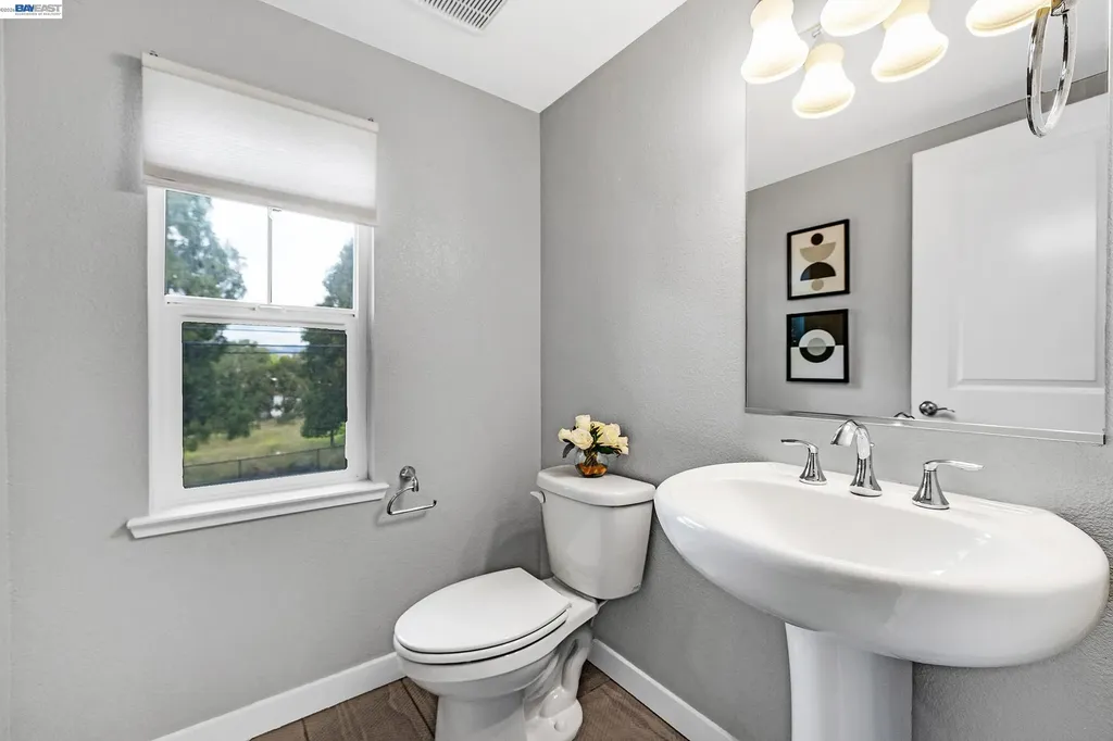 24221 2nd Street Hayward CA 94541
