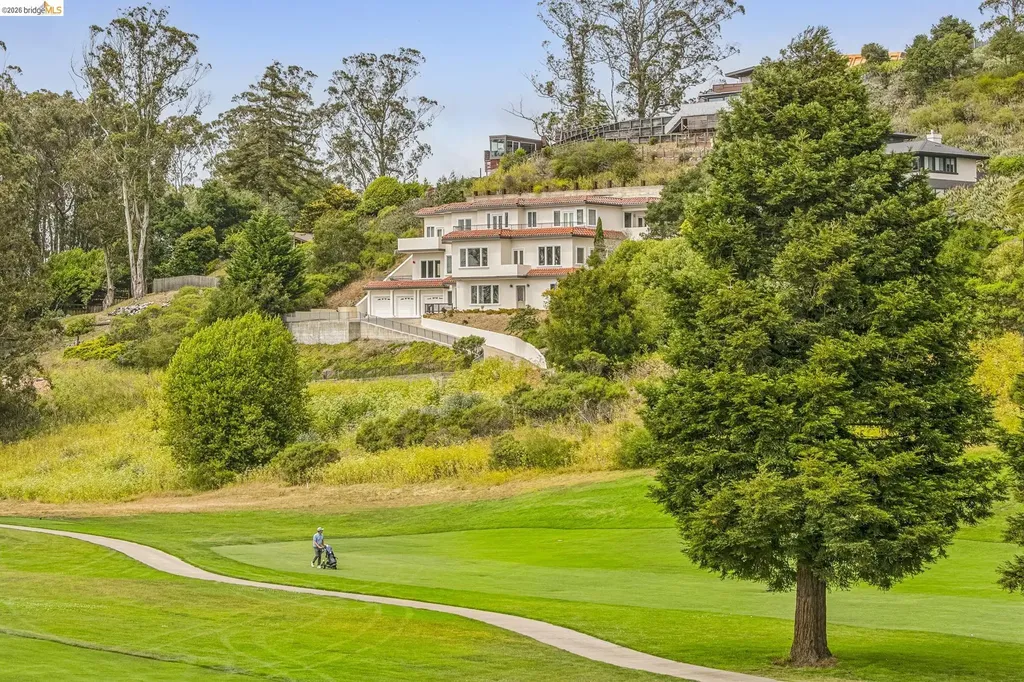 1452 Club View Drive El Cerrito CA 94530