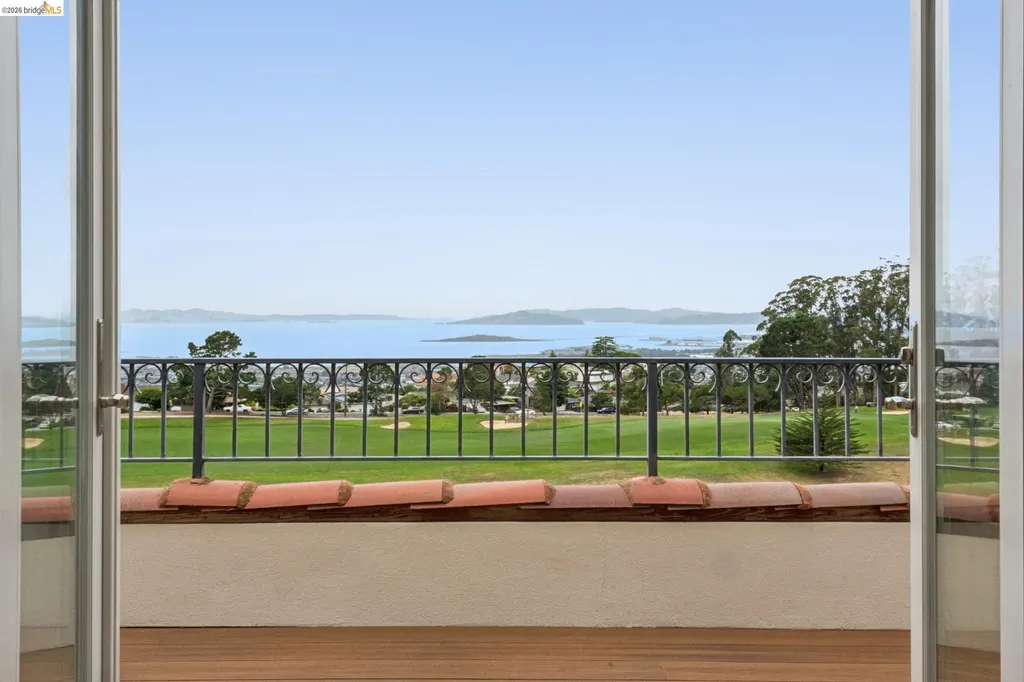 1452 Club View Drive El Cerrito CA 94530