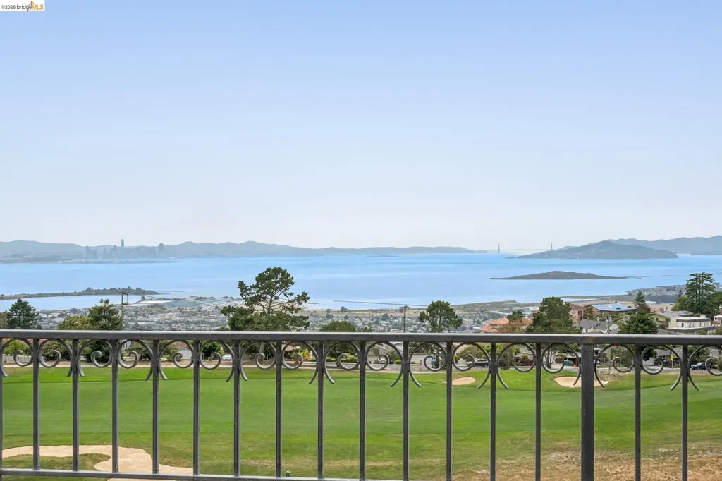 1452 Club View Drive El Cerrito CA 94530