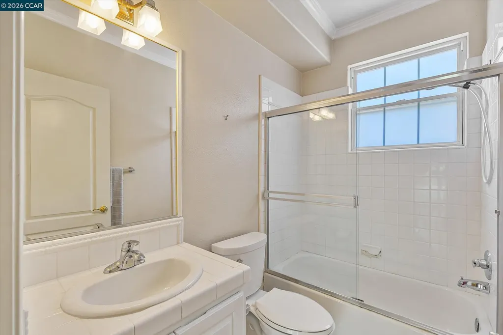 376 Sterling Way San Rafael CA 94903