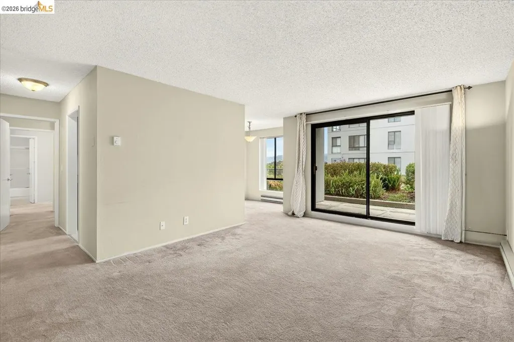 6 Captain Drive Emeryville CA 94608