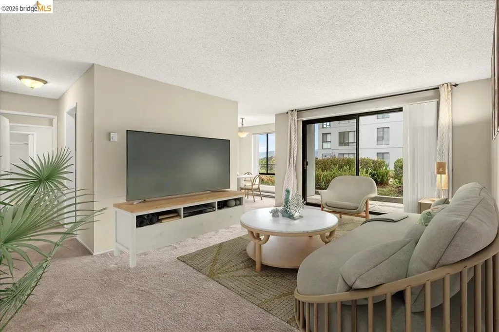6 Captain Drive Emeryville CA 94608