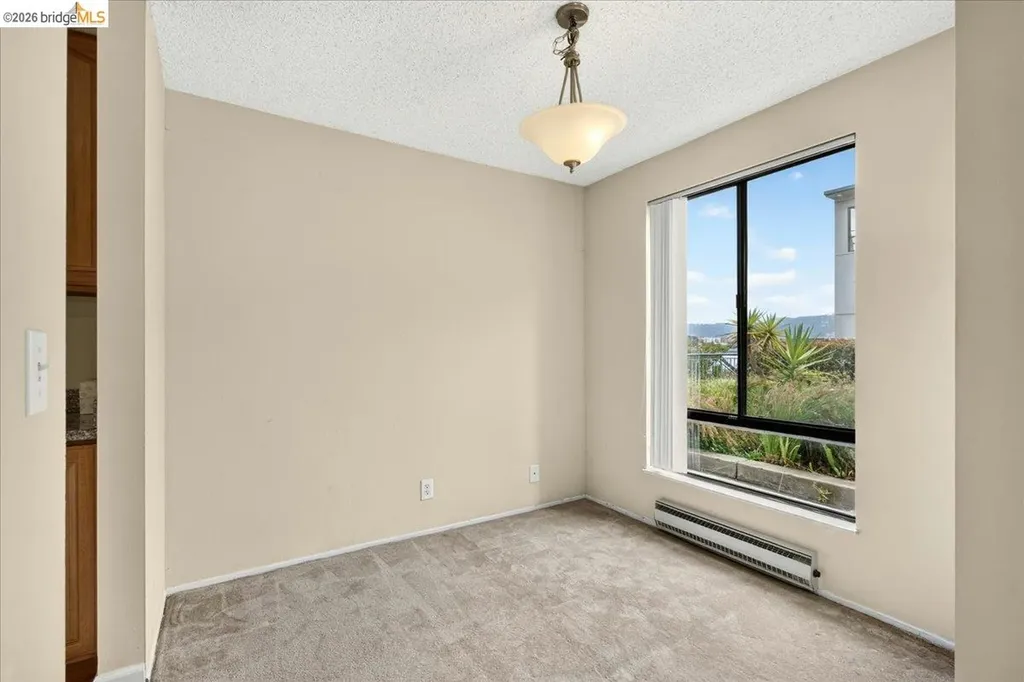 6 Captain Drive Emeryville CA 94608