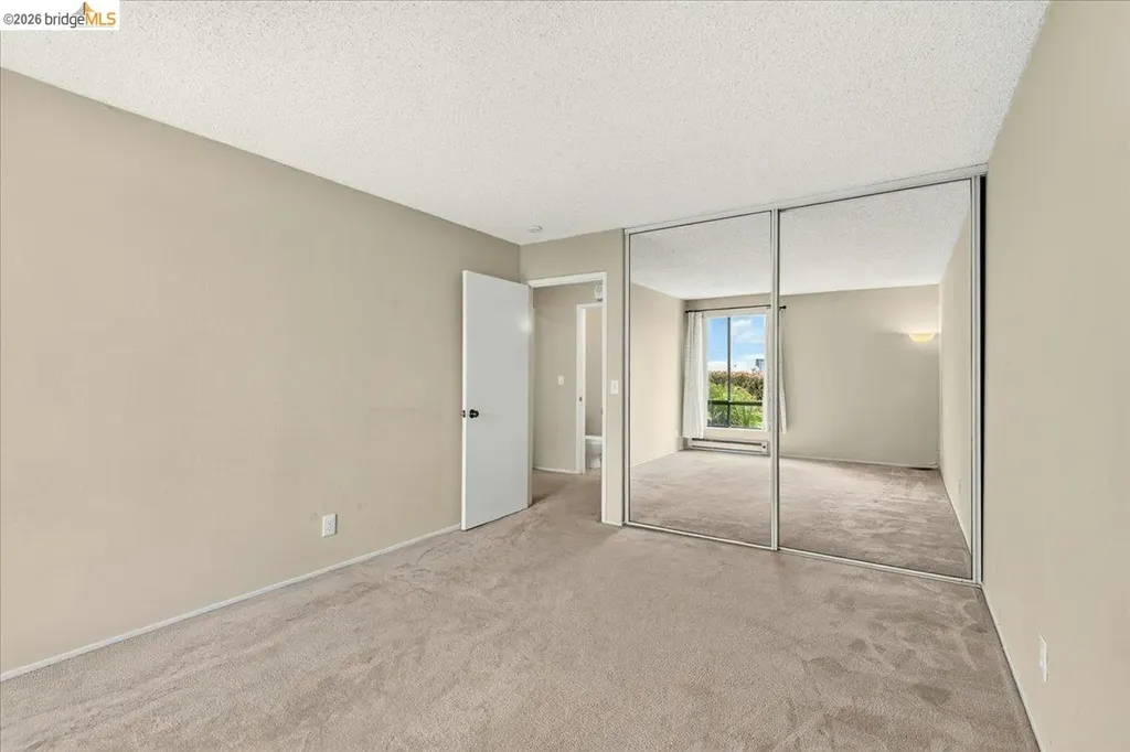 6 Captain Drive Emeryville CA 94608