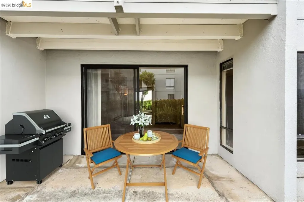6 Captain Drive Emeryville CA 94608