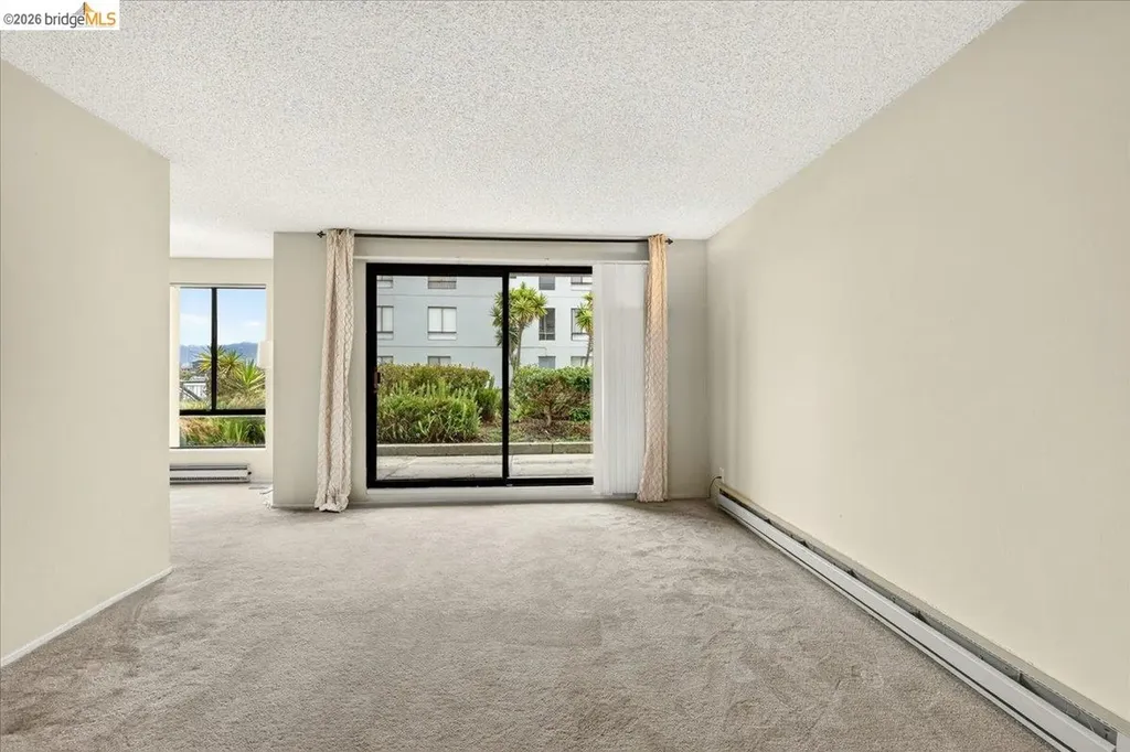 6 Captain Drive Emeryville CA 94608