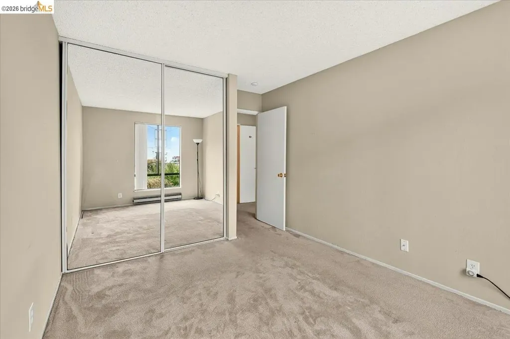 6 Captain Drive Emeryville CA 94608