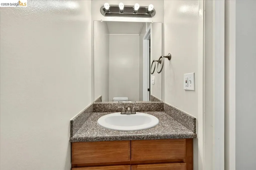 6 Captain Drive Emeryville CA 94608