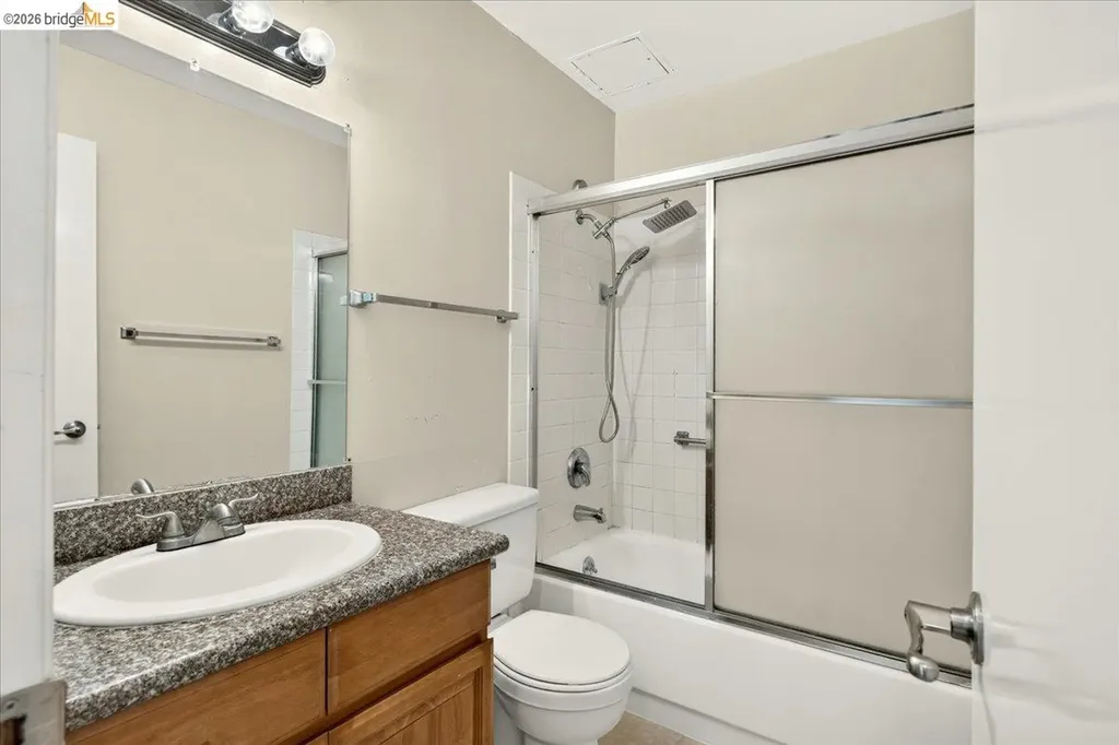6 Captain Drive Emeryville CA 94608