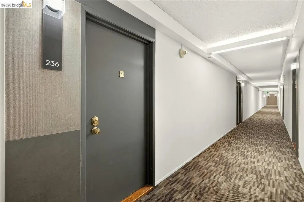 6 Captain Drive Emeryville CA 94608