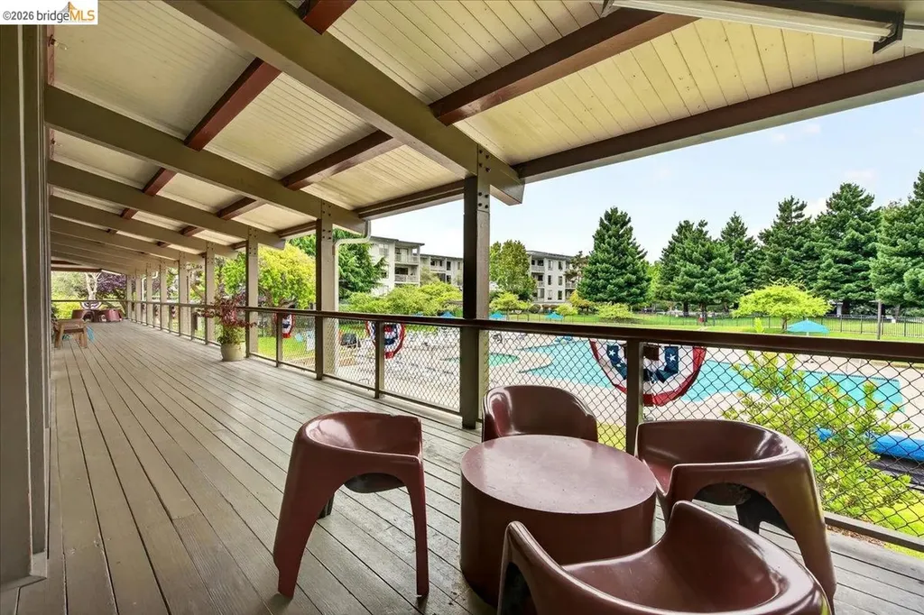 6 Captain Drive Emeryville CA 94608