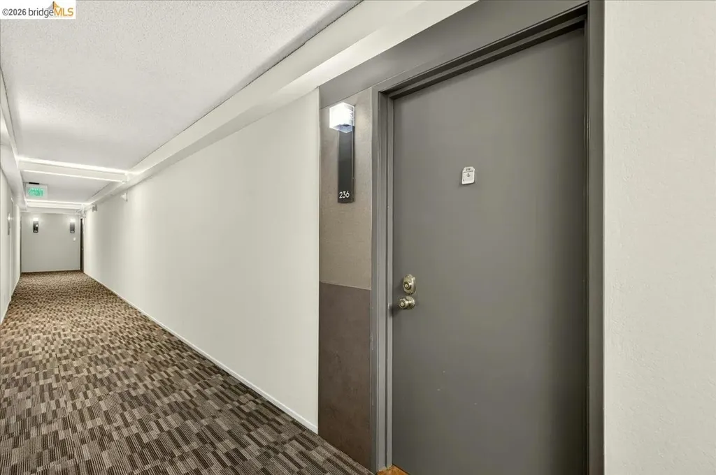 6 Captain Drive Emeryville CA 94608