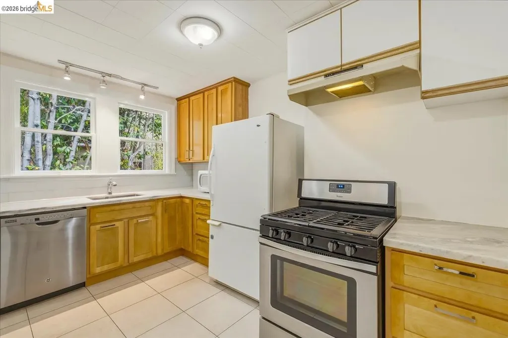 2403 Cedar Street Berkeley CA 94708