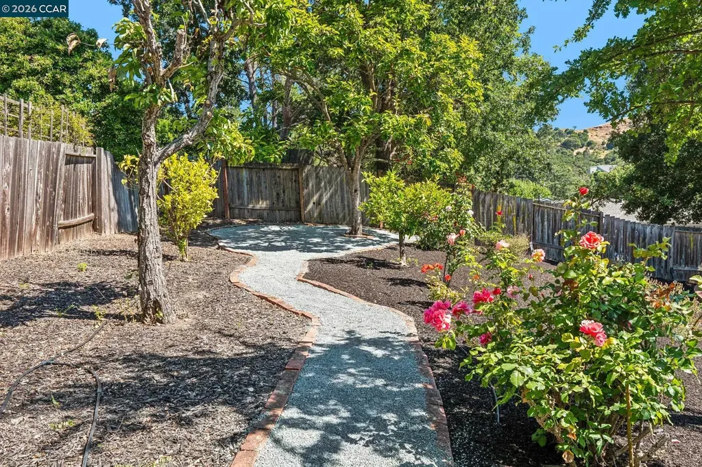 414 Castello Road Lafayette CA 94549