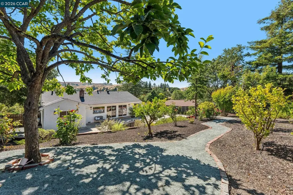 414 Castello Road Lafayette CA 94549