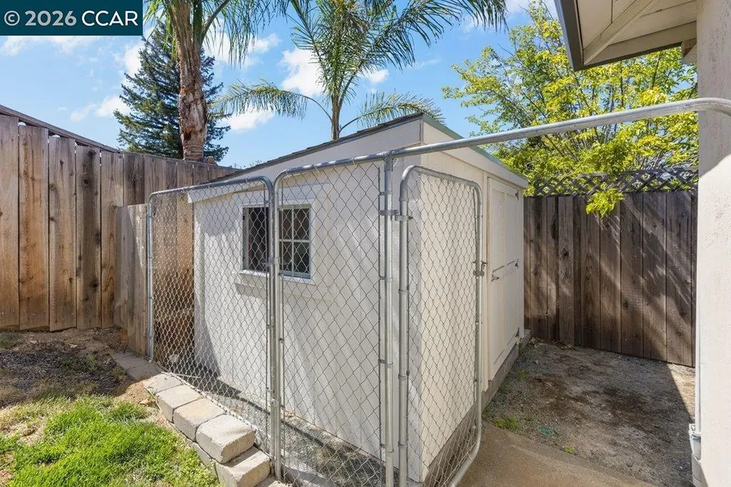 1236 Rolling Hill Court Martinez CA 94553