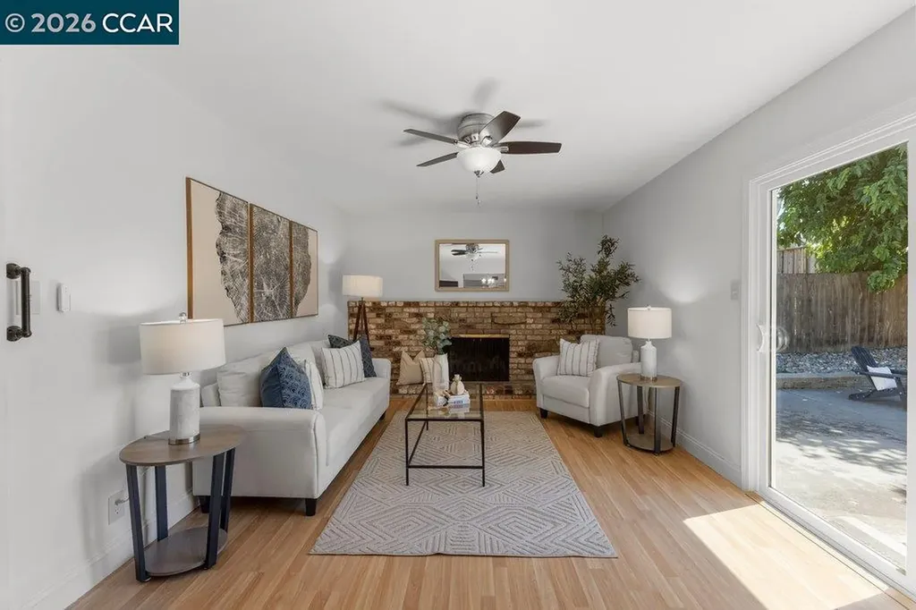 1236 Rolling Hill Court Martinez CA 94553