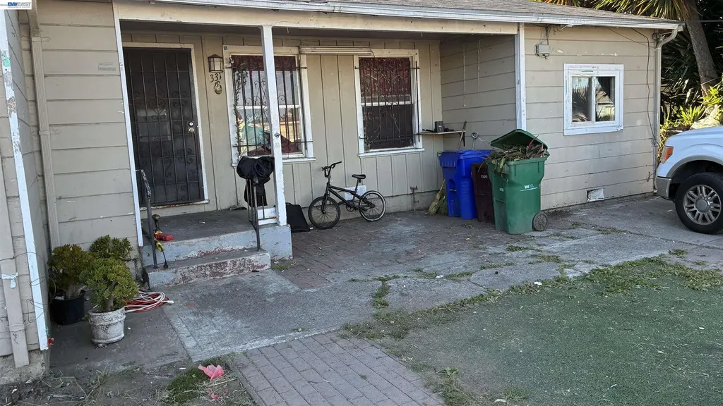 331 Stoneford Avenue Oakland CA 94603
