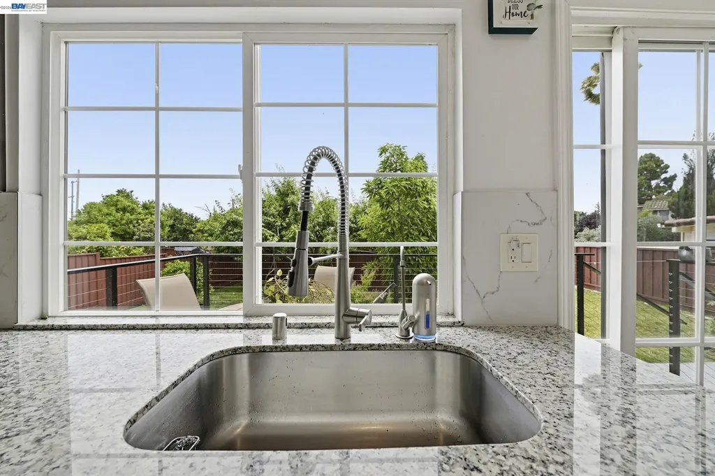 30979 Granger Avenue Union City CA 94587