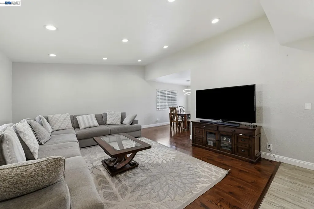 30979 Granger Avenue Union City CA 94587
