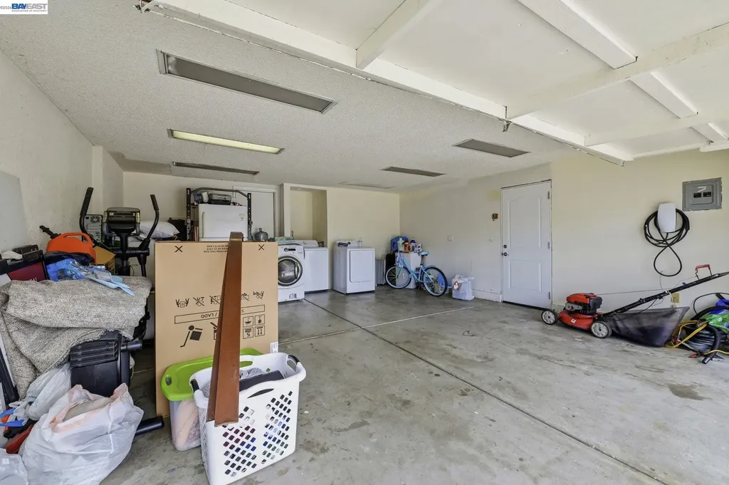 30979 Granger Avenue Union City CA 94587
