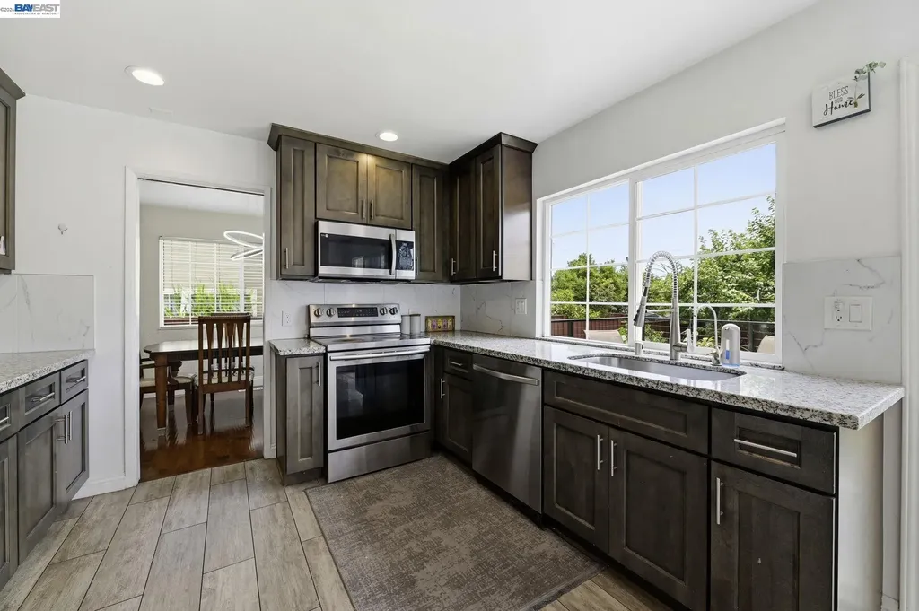 30979 Granger Avenue Union City CA 94587