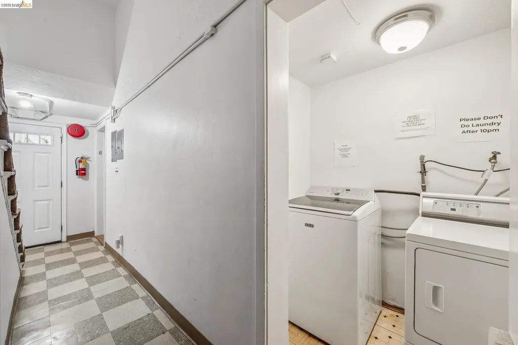 1515 Hopkins Street Berkeley CA 94707