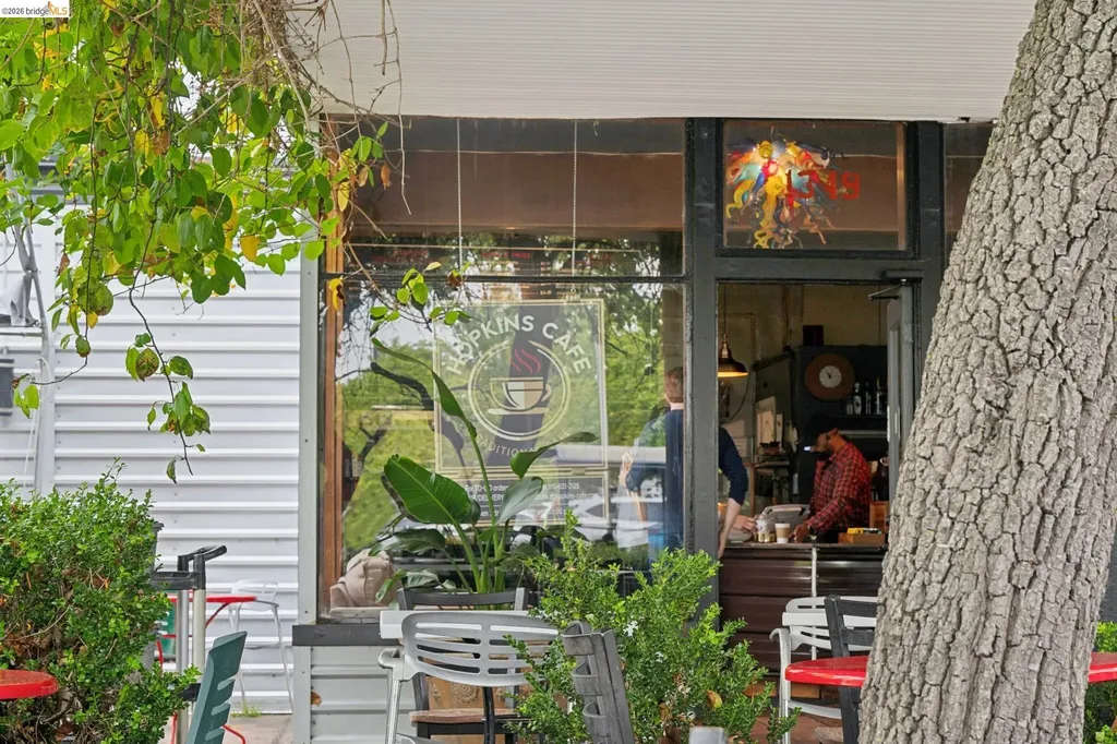 1515 Hopkins Street Berkeley CA 94707