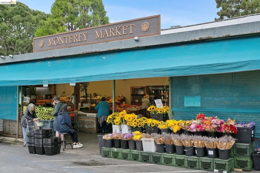 1515 Hopkins Street Berkeley CA 94707