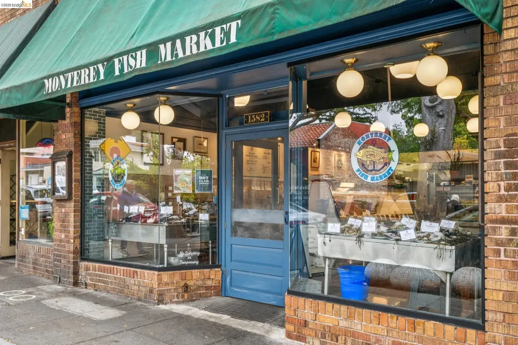 1515 Hopkins Street Berkeley CA 94707