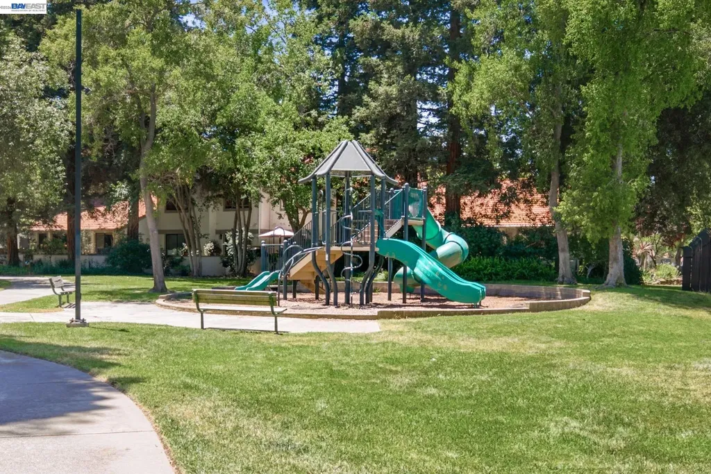 578 Mulqueeney Street Livermore CA 94550