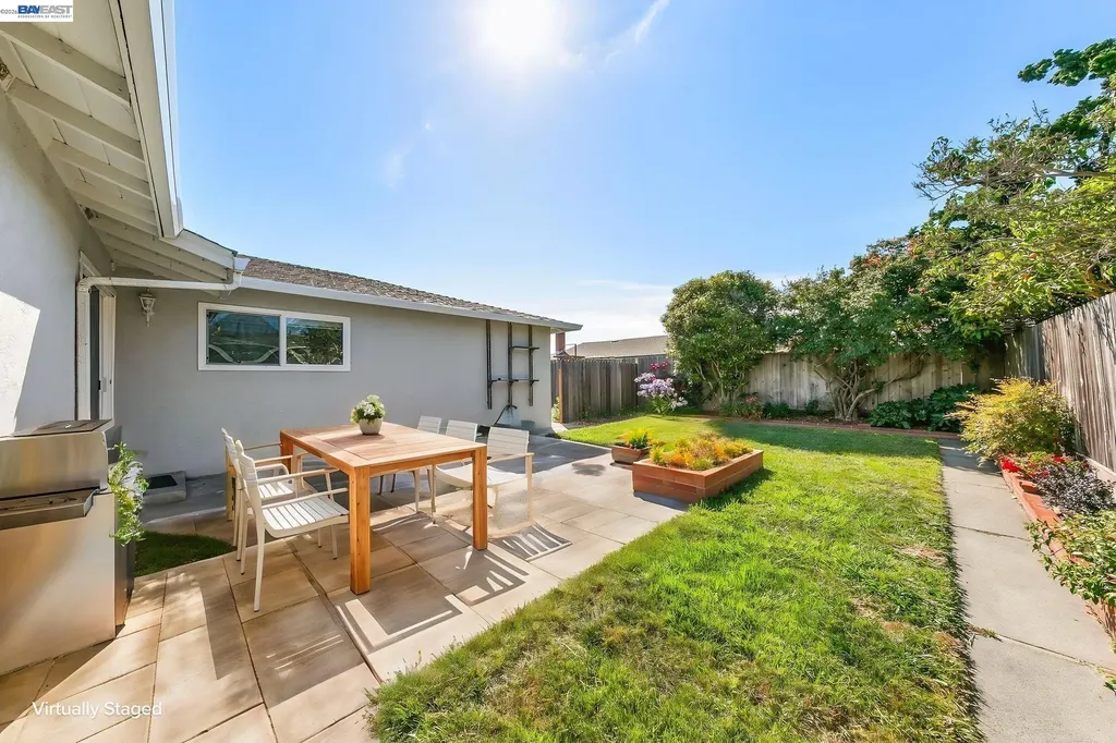 2049 Rosedale Drive San Pablo CA 94806