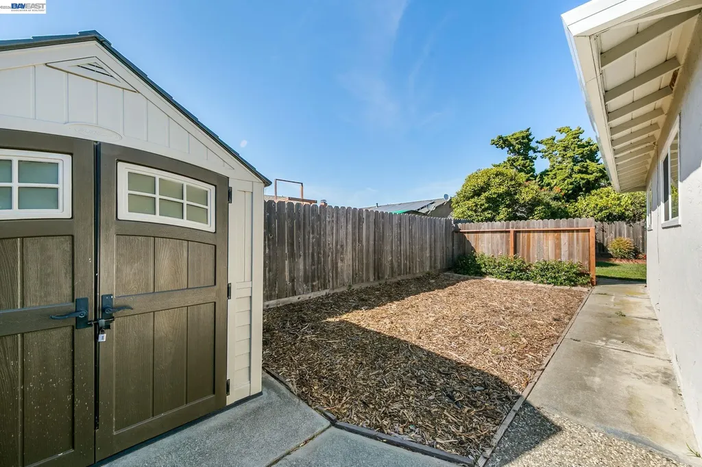 2049 Rosedale Drive San Pablo CA 94806