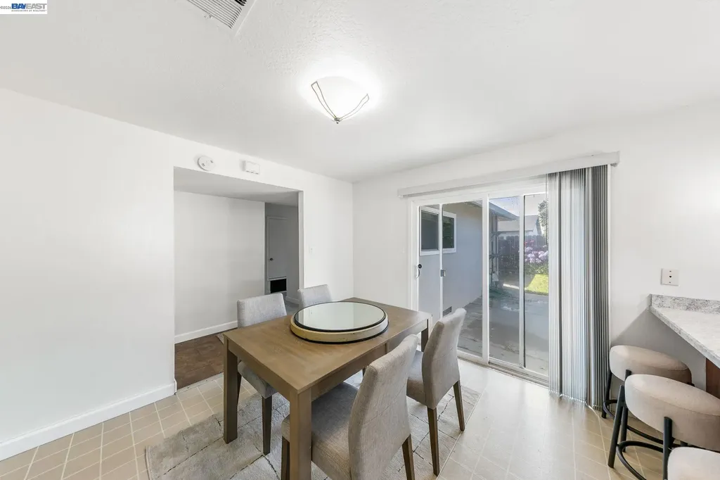 2049 Rosedale Drive San Pablo CA 94806