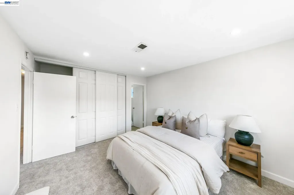 2049 Rosedale Drive San Pablo CA 94806