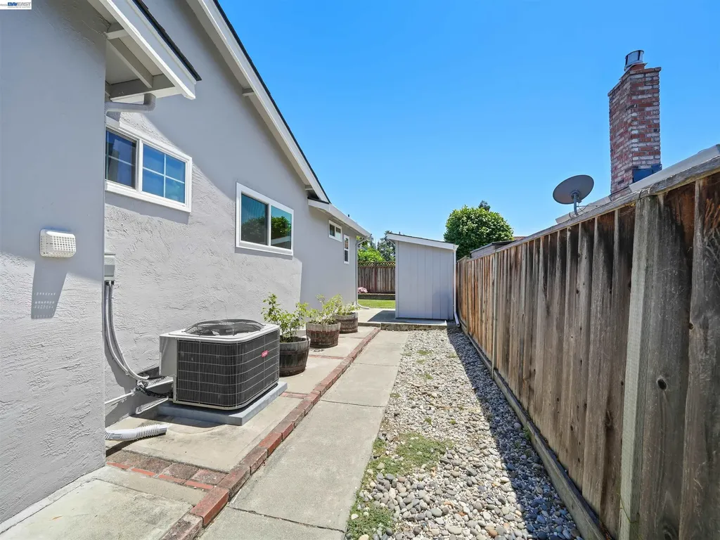 4815 Windermere Drive Newark CA 94560