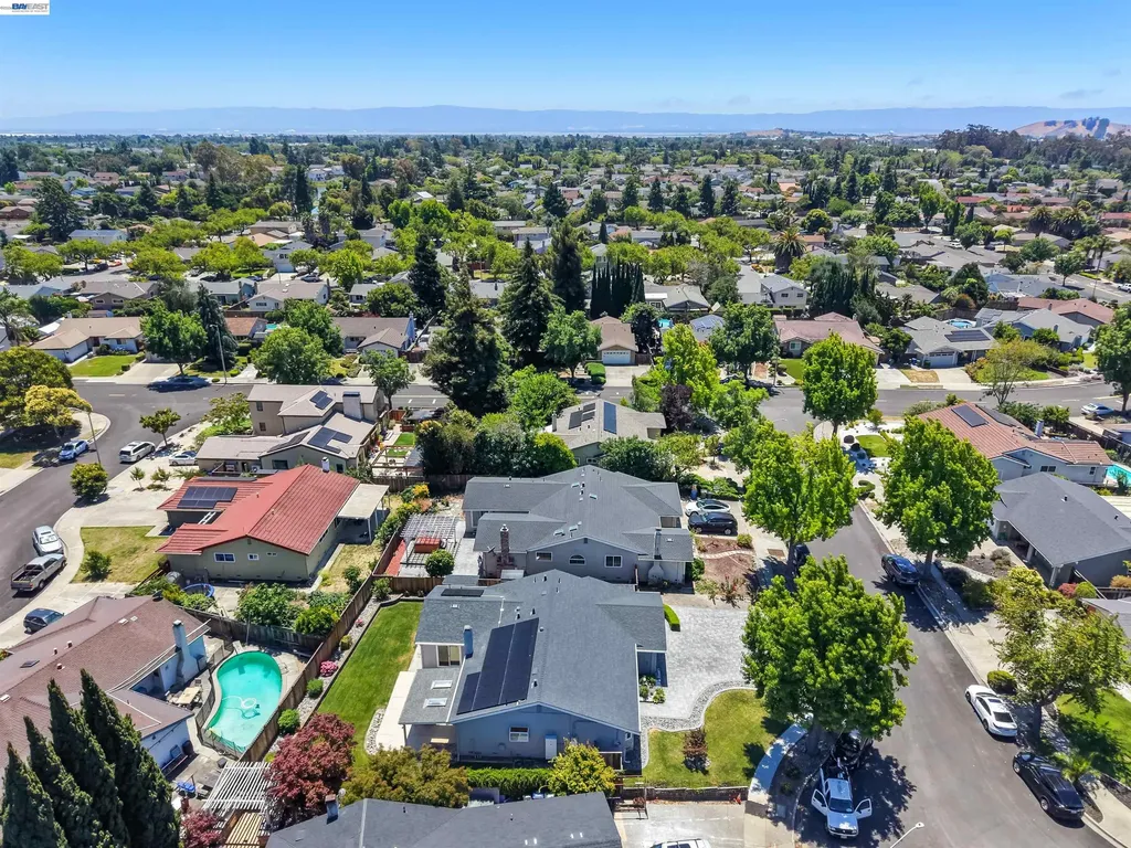 4815 Windermere Drive Newark CA 94560