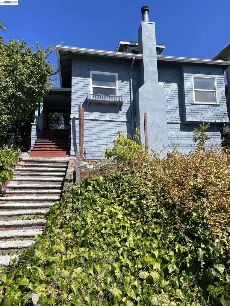 770 Walker Avenue Oakland CA 94610